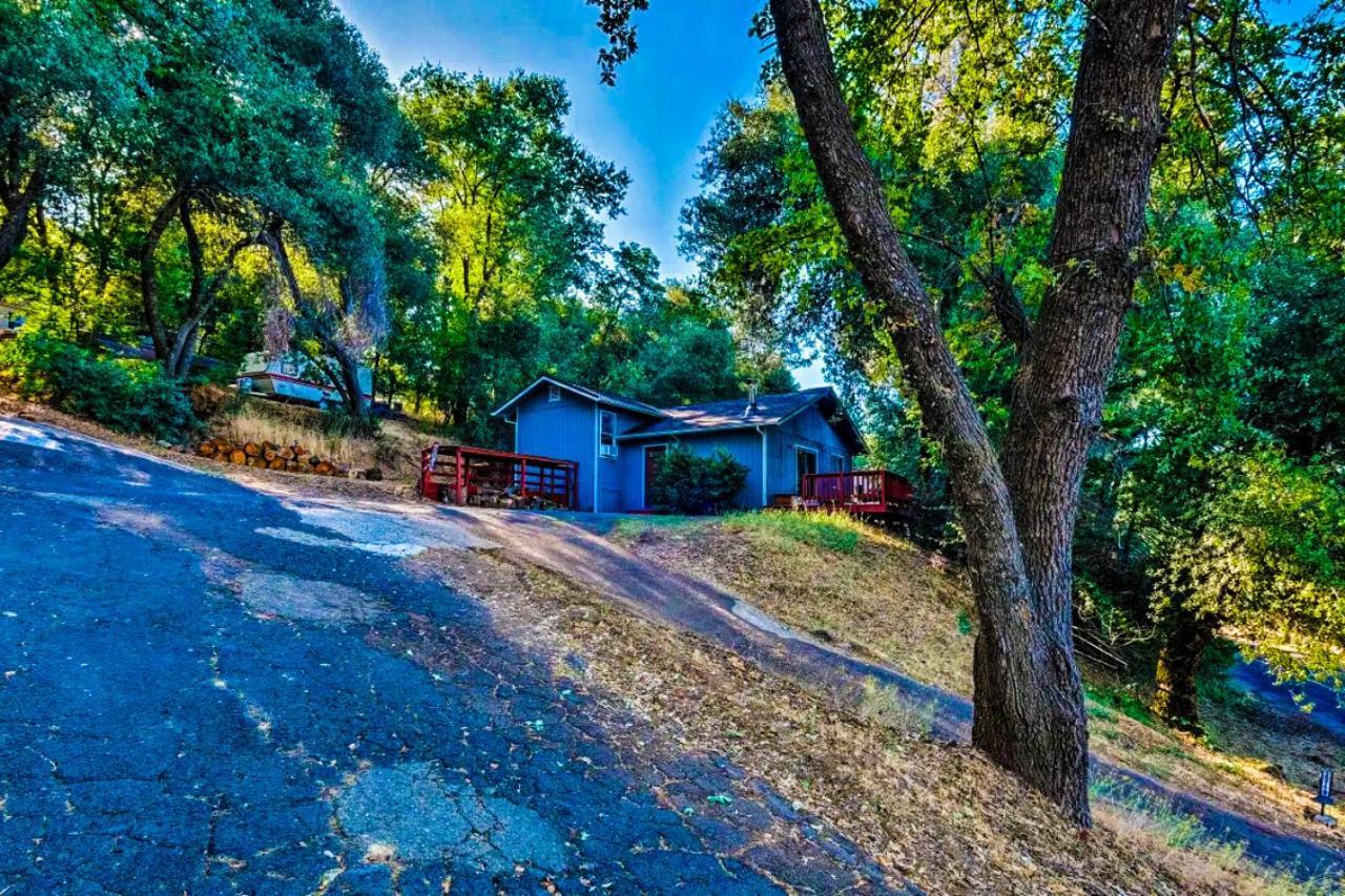 Ferienhaus New! Cozy & Secluded House W/deck - Near Yosemite!